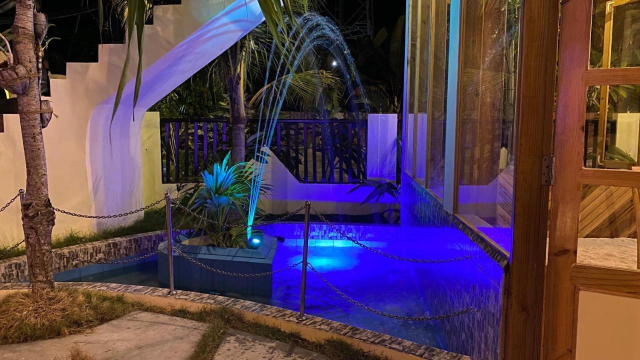 Manta Dhangethi Exterior photo