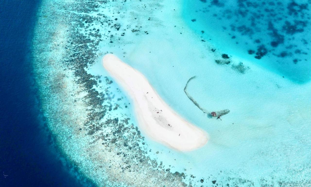 Manta Dhangethi Exterior photo