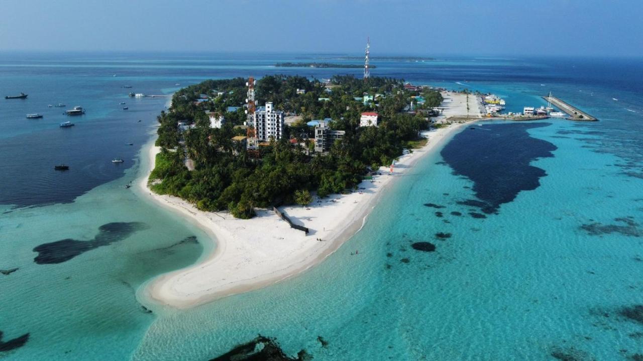 Manta Dhangethi Exterior photo